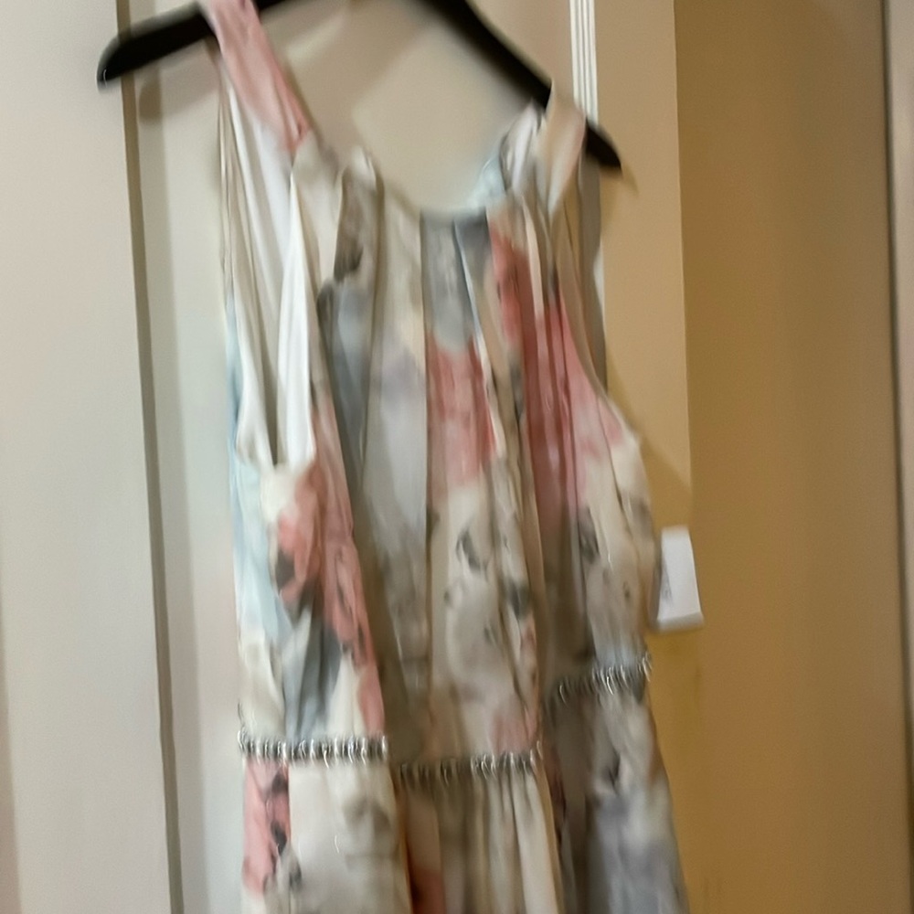 SLNY dress. Size 18 w new. Bust 46 inches. Floral print. Length 59 inches.